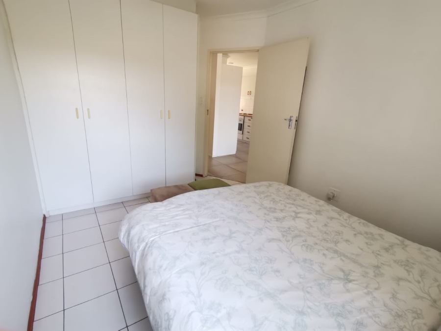 2 Bedroom Property for Sale in Oakglen Western Cape
